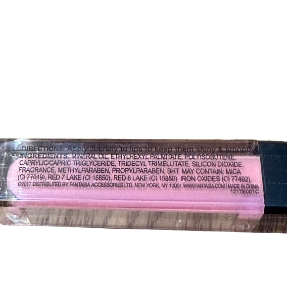 Fantasia Glass-Like Lip Gloss Shade Nude with Attached Mirror - Picture 6 of 6